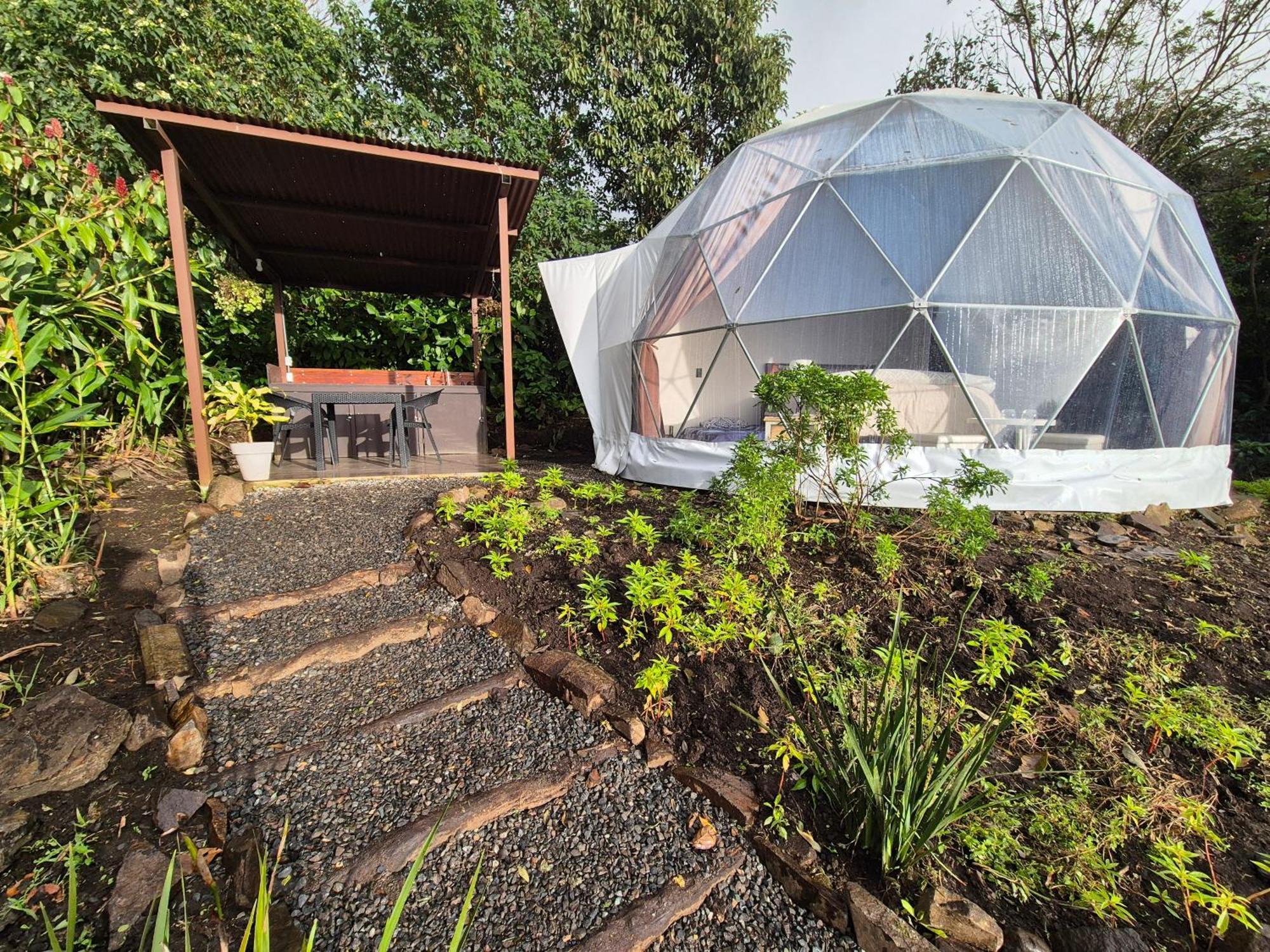 Glamping Lodge *